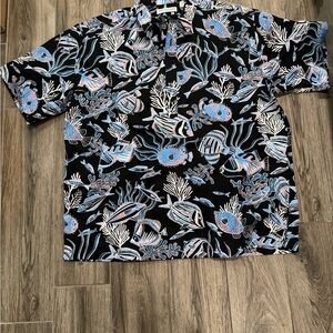 Tori Richard Black and Blue Tropical Print Shirt
